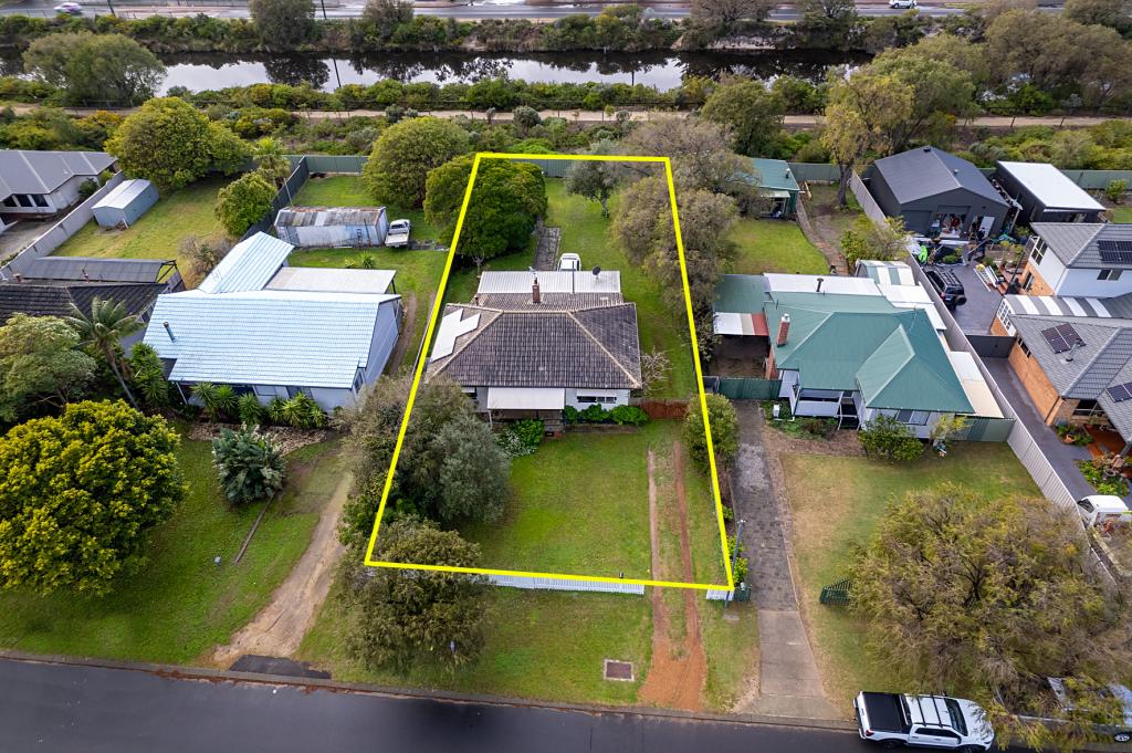 13 Carter St, West Busselton, WA 6280