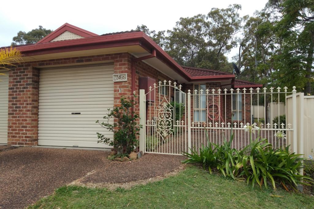 1/1 MERRO CL, LAKE HAVEN, NSW 2263