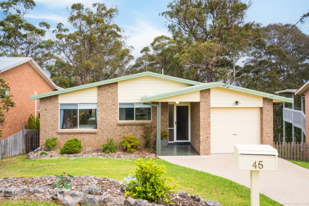 45 Hillcrest Ave, North Narooma, NSW 2546