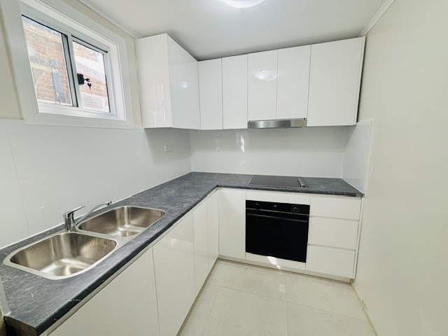 23 Gilba Rd, Pendle Hill, NSW 2145