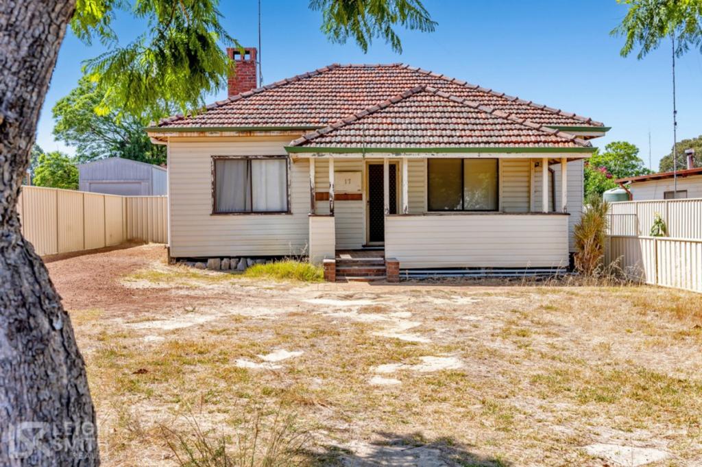 17 Thatcher St, Waroona, WA 6215
