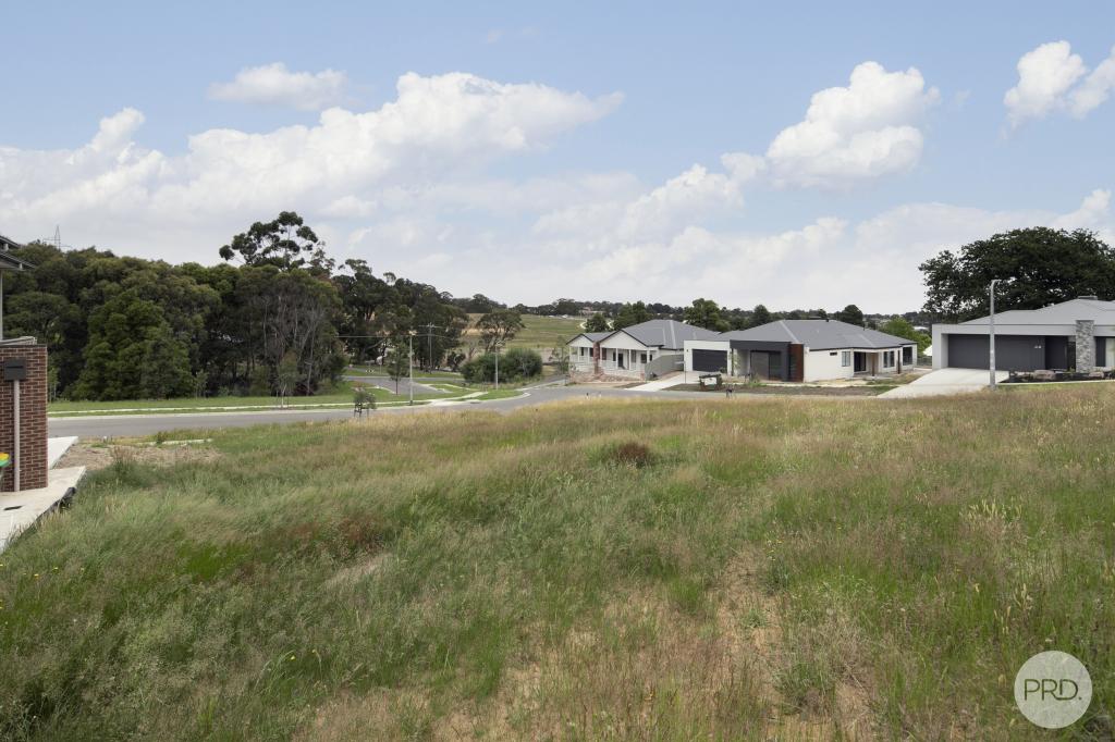 1 Thyanver Ct, Brown Hill, VIC 3350