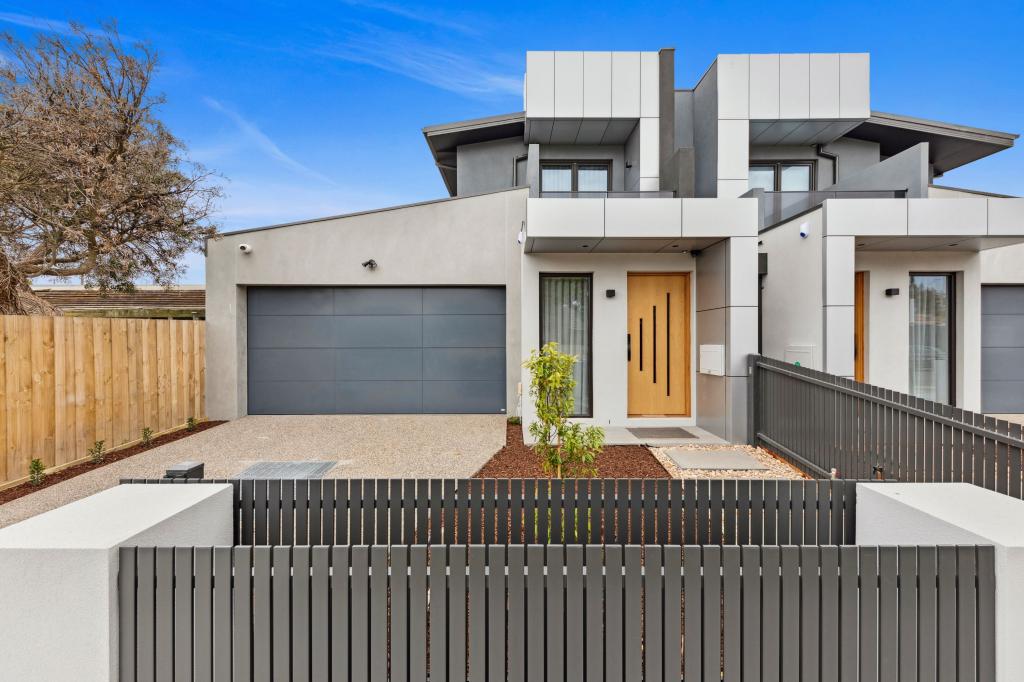 3 Bruton Ave, Cheltenham, VIC 3192