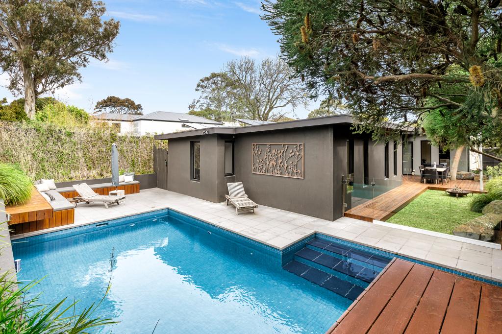 68 HAYDENS RD, BEAUMARIS, VIC 3193