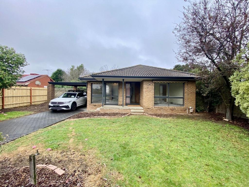 76 Scotsburn Way, Endeavour Hills, VIC 3802
