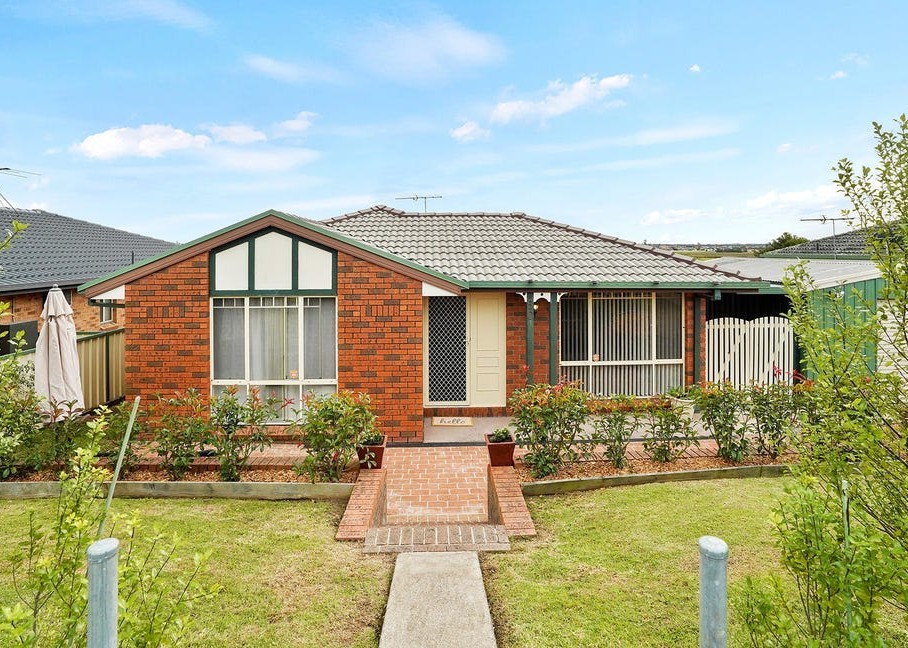 50 Michael Hill Ave, Woodberry, NSW 2322