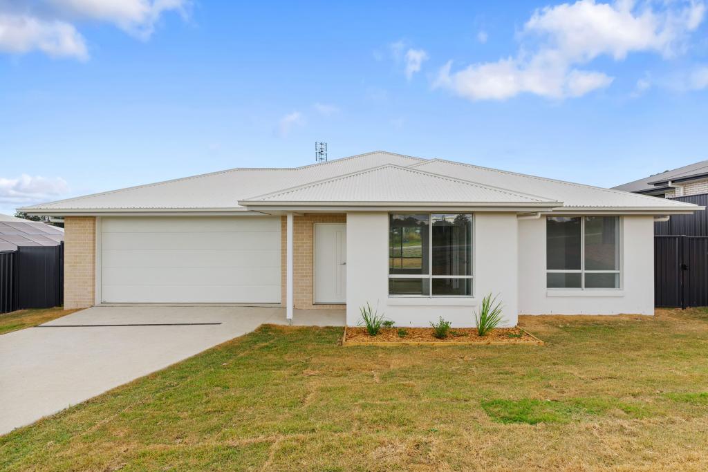 25 Champagne Lane, Southside, QLD 4570