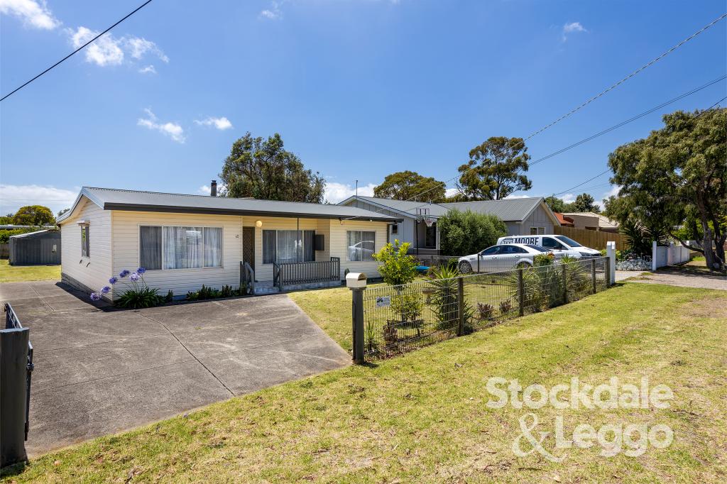 60 Russell St, Tootgarook, VIC 3941
