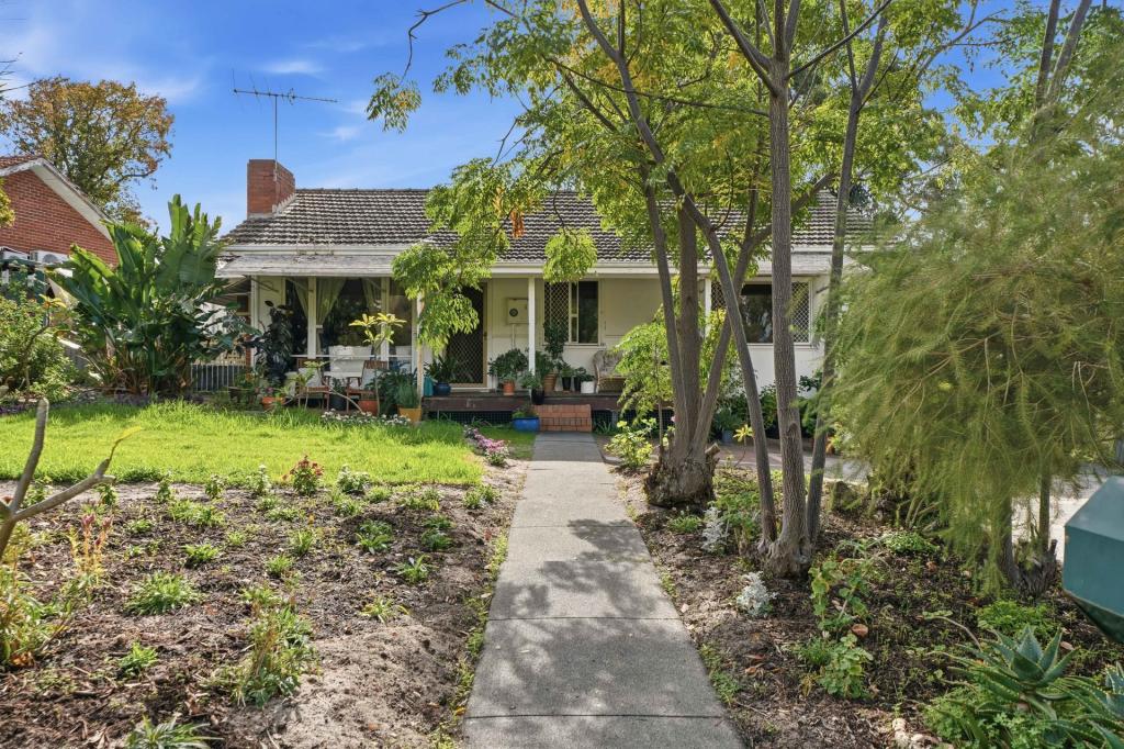 11 Reen St, St James, WA 6102