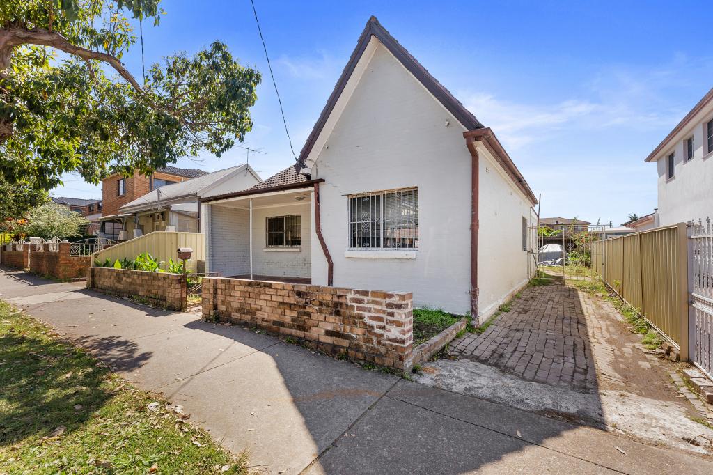 81 Clissold Pde, Campsie, NSW 2194