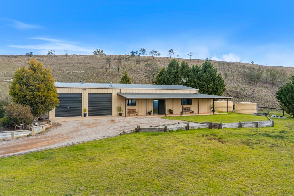 218 Razorback Rd, Running Stream, NSW 2850