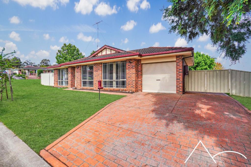 1 Moore Pl, Currans Hill, NSW 2567