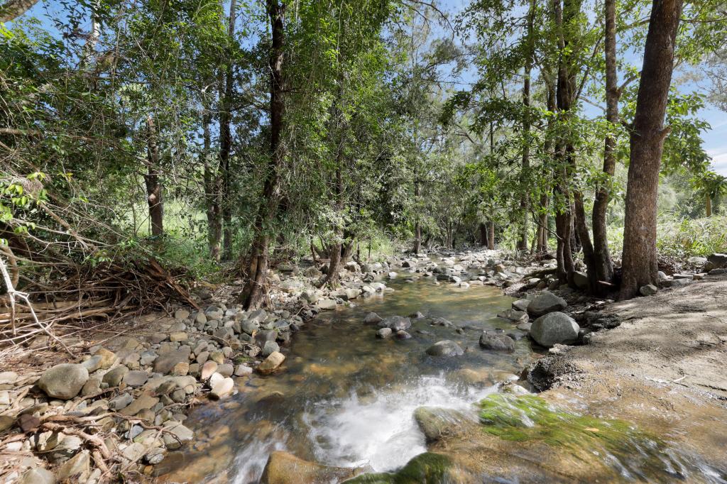 157 Running Creek Rd, Oakenden, QLD 4741