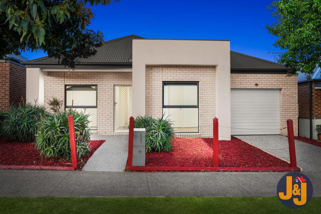 35 Mallacoota Way, Craigieburn, VIC 3064