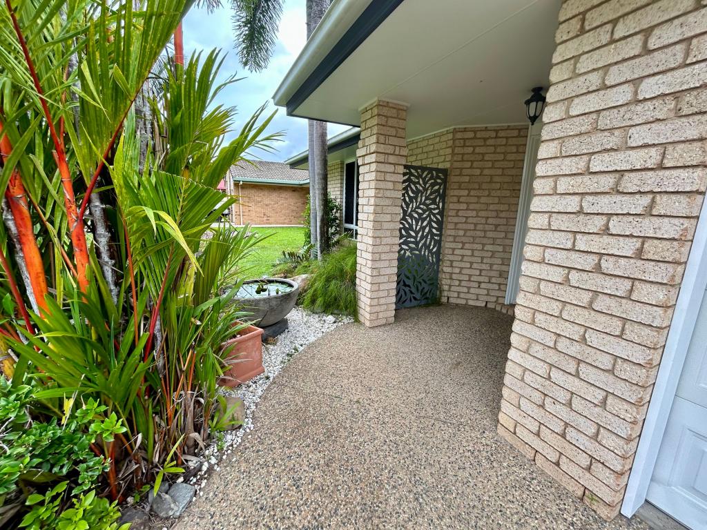 7 Obersky Cl, Brinsmead, QLD 4870