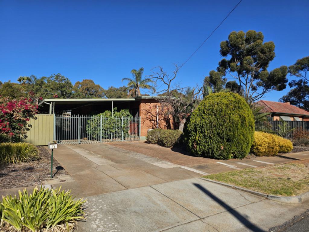 11 Rhus Ave, Elizabeth Vale, SA 5112