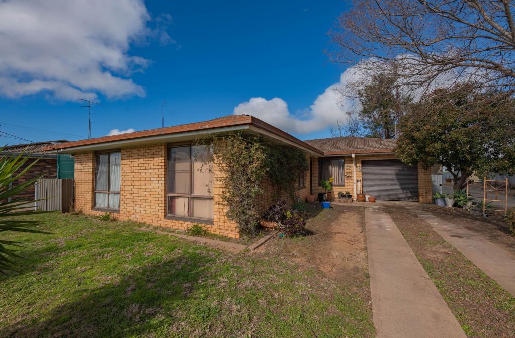 12 Short St, West Wyalong, NSW 2671