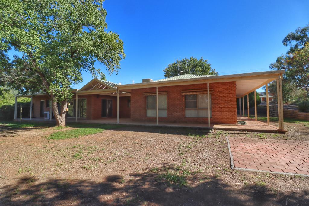 25 Dawson Dr, Cowra, NSW 2794