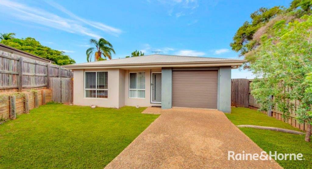 11 Stewart St, West Gladstone, QLD 4680