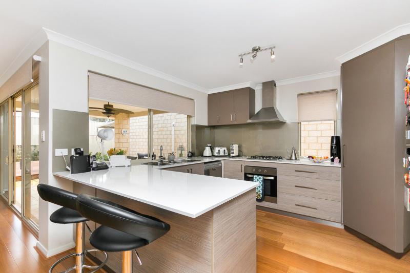 10B SENNA CL, COOGEE, WA 6166