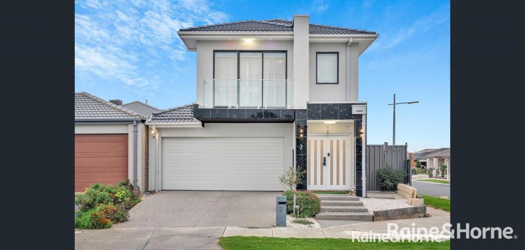 7 HEARTLANDS BVD, TARNEIT, VIC 3029