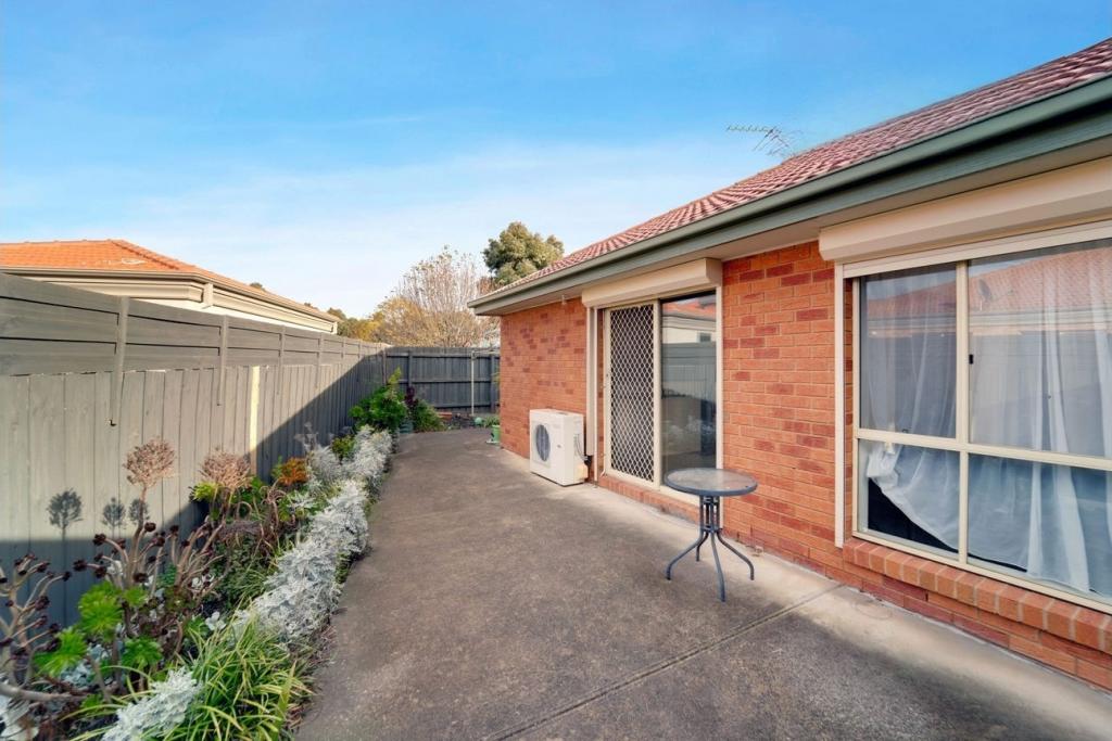 11/4 Tyson Way, Sydenham, VIC 3037