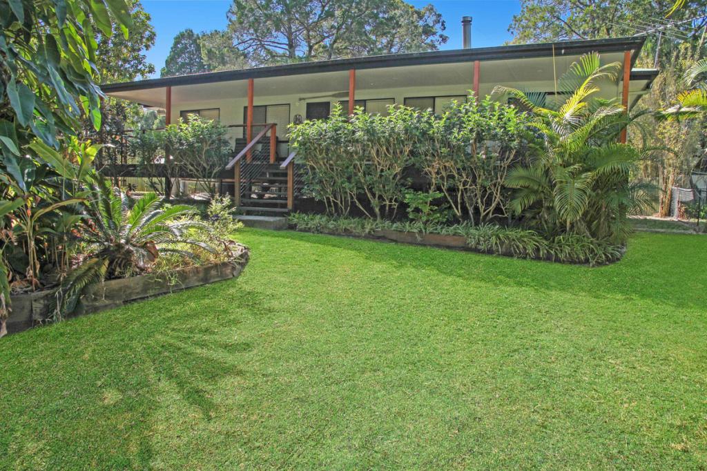 8 Owens Pl, Bulwer, QLD 4025