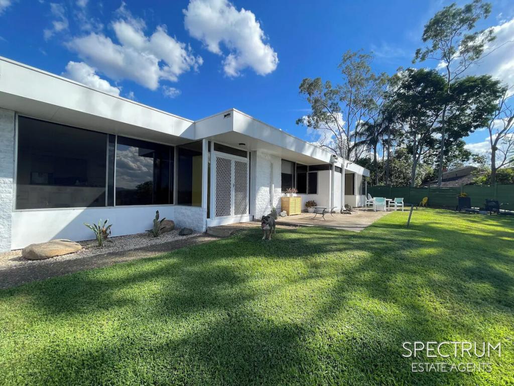 5 Flinders Ct, Mount Ommaney, QLD 4074