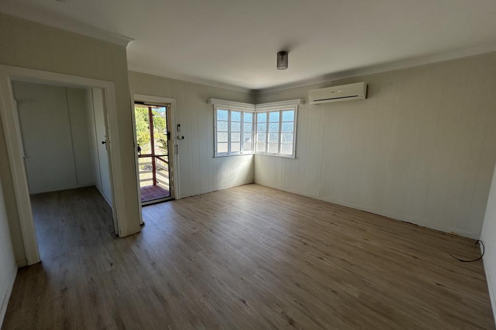 2 Elizabeth St, South Gladstone, QLD 4680
