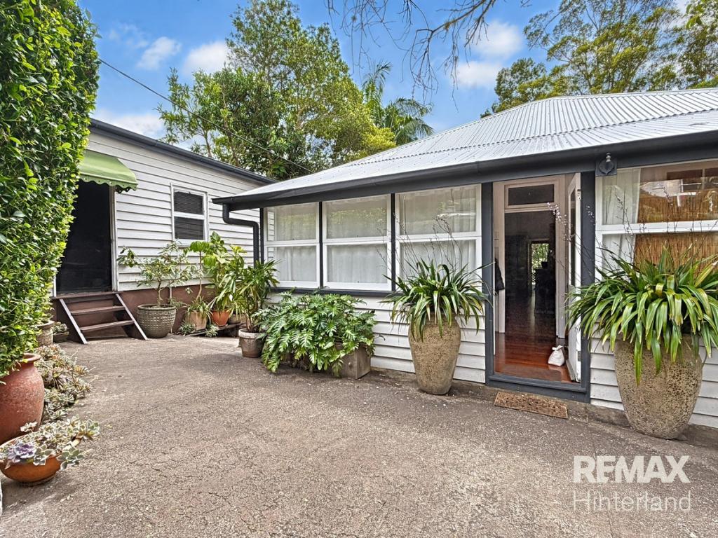 14 Beech St, Maleny, QLD 4552