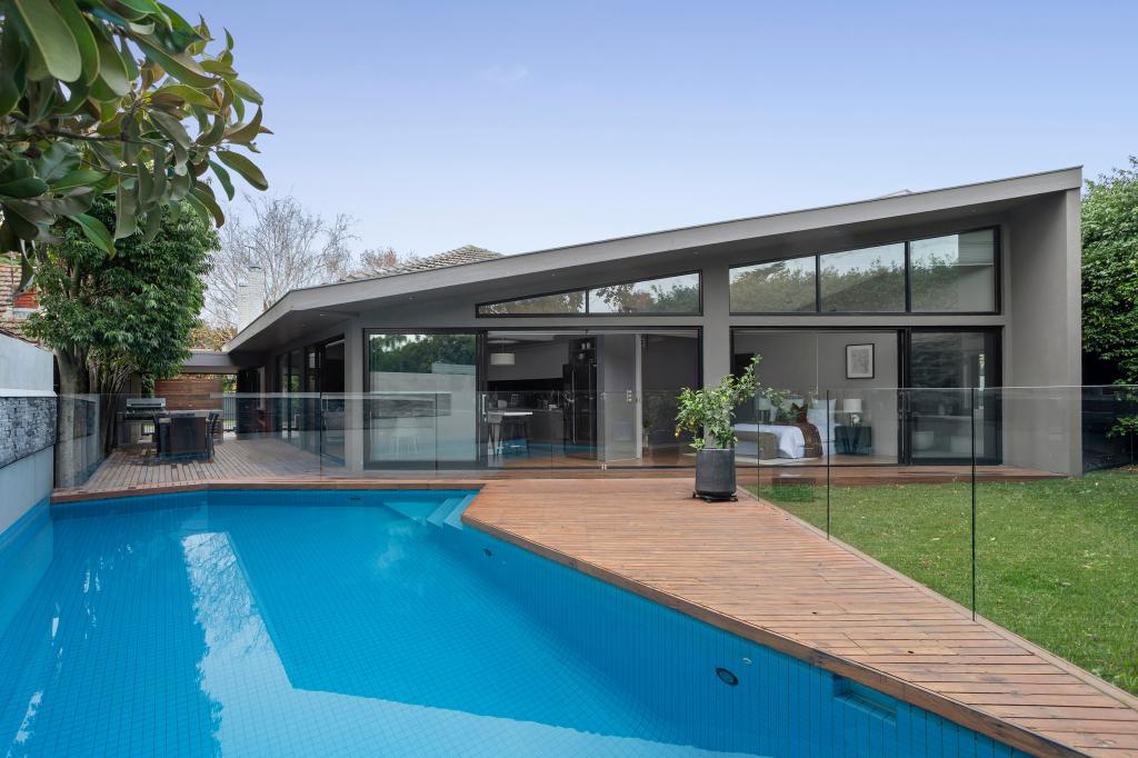 4 Brentani Ave, Elsternwick, VIC 3185