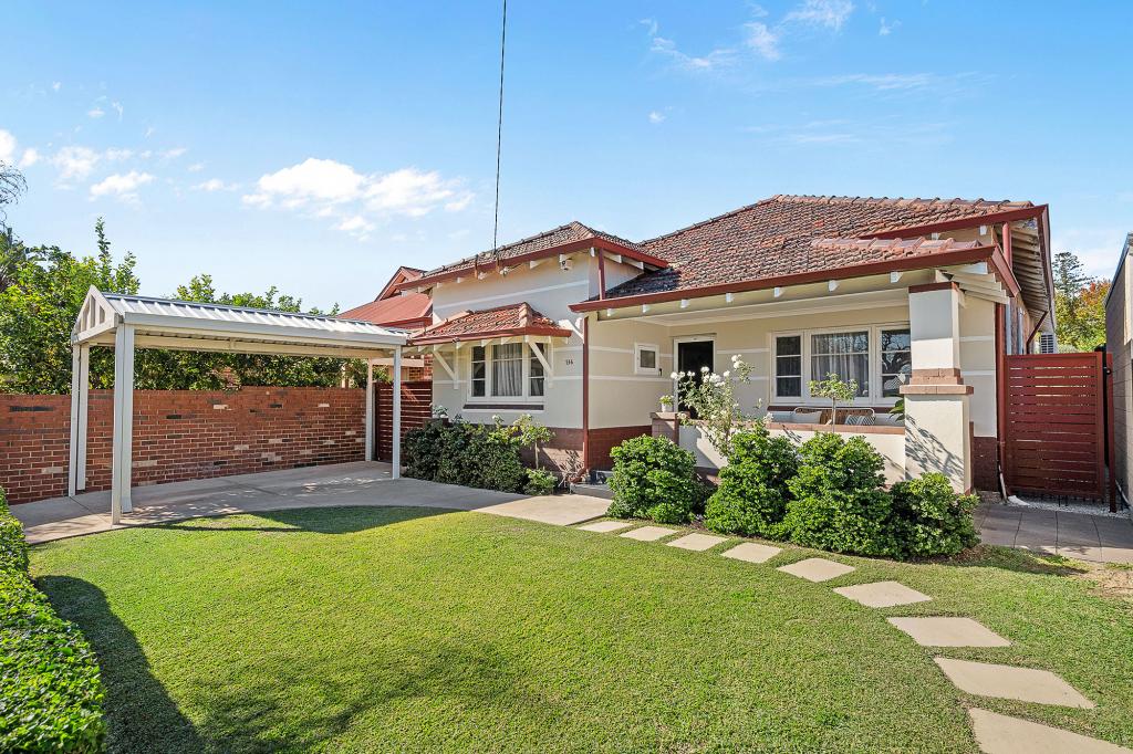 136 Egina St, Mount Hawthorn, WA 6016