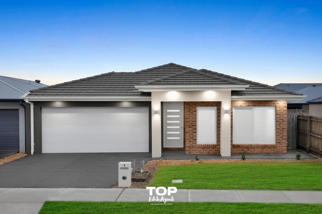 9 TRAPANI ST, CLYDE, VIC 3978