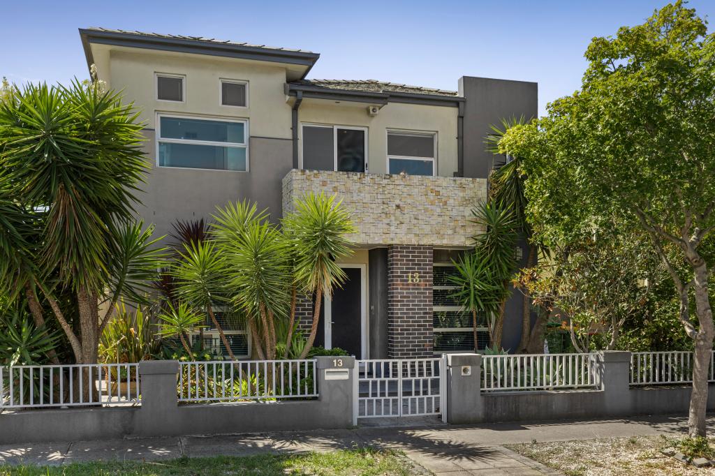 13 Cumberland Dr, Maribyrnong, VIC 3032