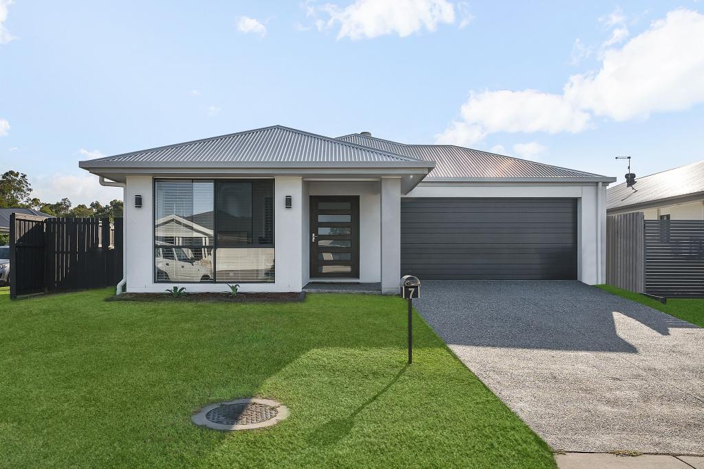 7 Norfolk Dr, Burpengary East, QLD 4505