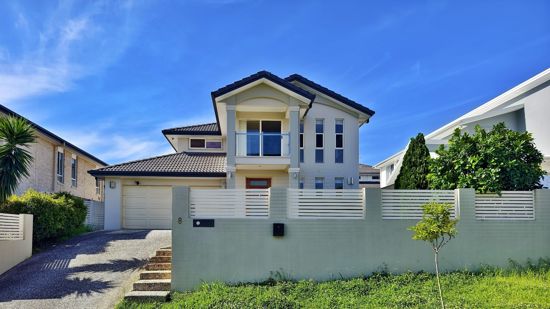 8 Golden Pl, Robertson, QLD 4109