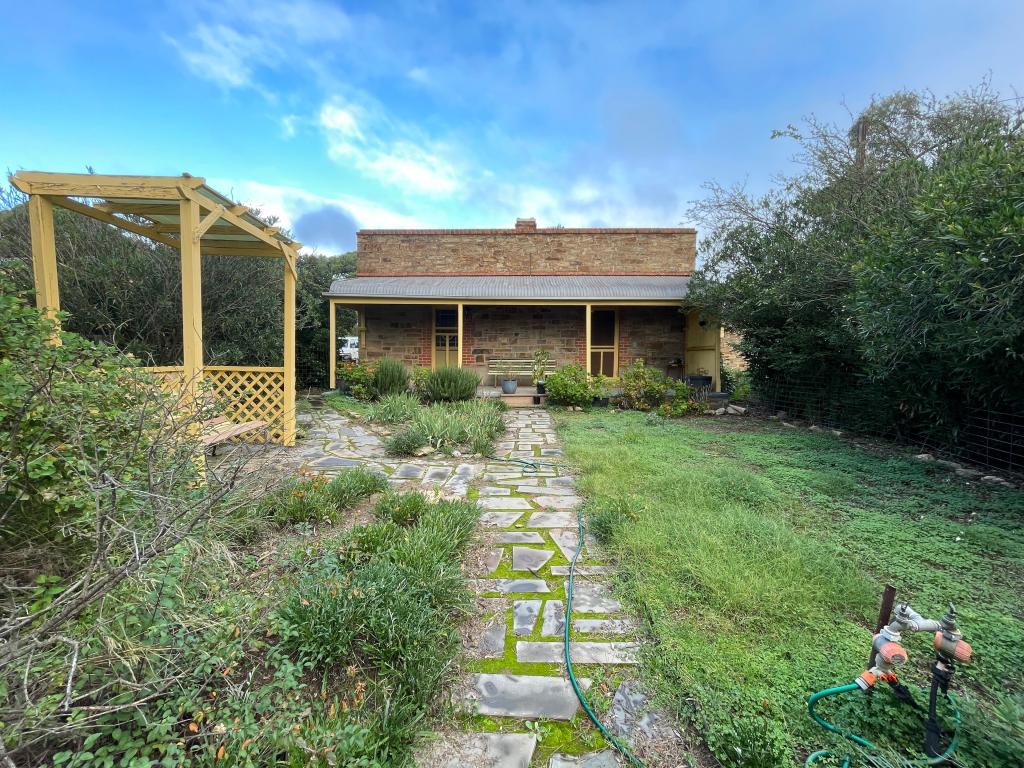 3 Railway Tce, Burra, SA 5417