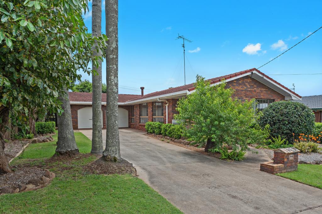 59 Agnes St, Centenary Heights, QLD 4350