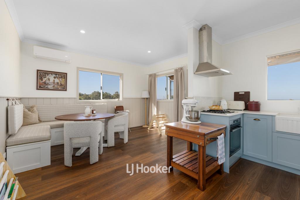 69 Livingstone Hts, Roelands, WA 6226