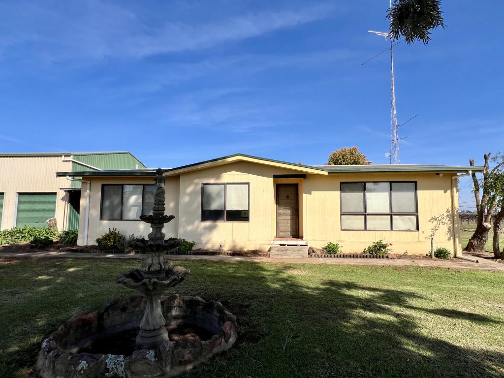 805 WOOD RD, YENDA, NSW 2681