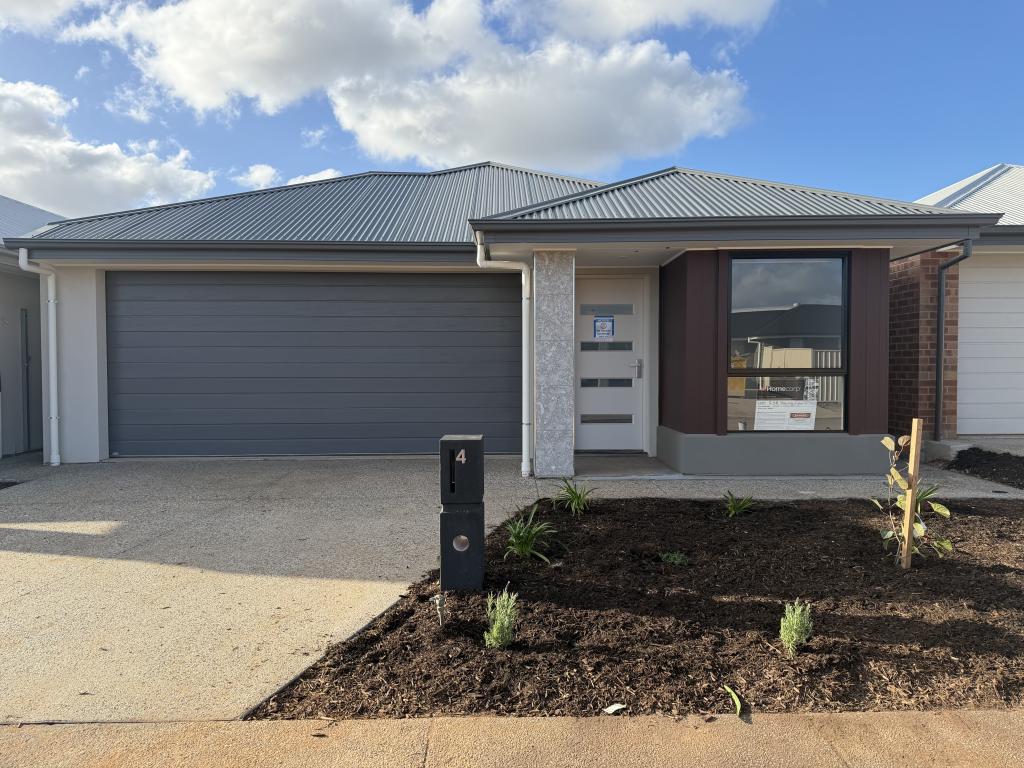 4 Young Ct, Munno Para West, SA 5115