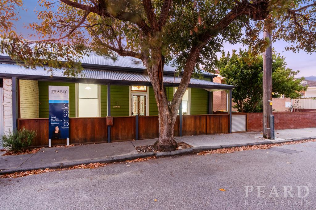 3 Reuben St, Beaconsfield, WA 6162