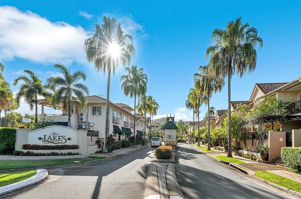 1117/2-10 Greenslopes St, Cairns North, QLD 4870