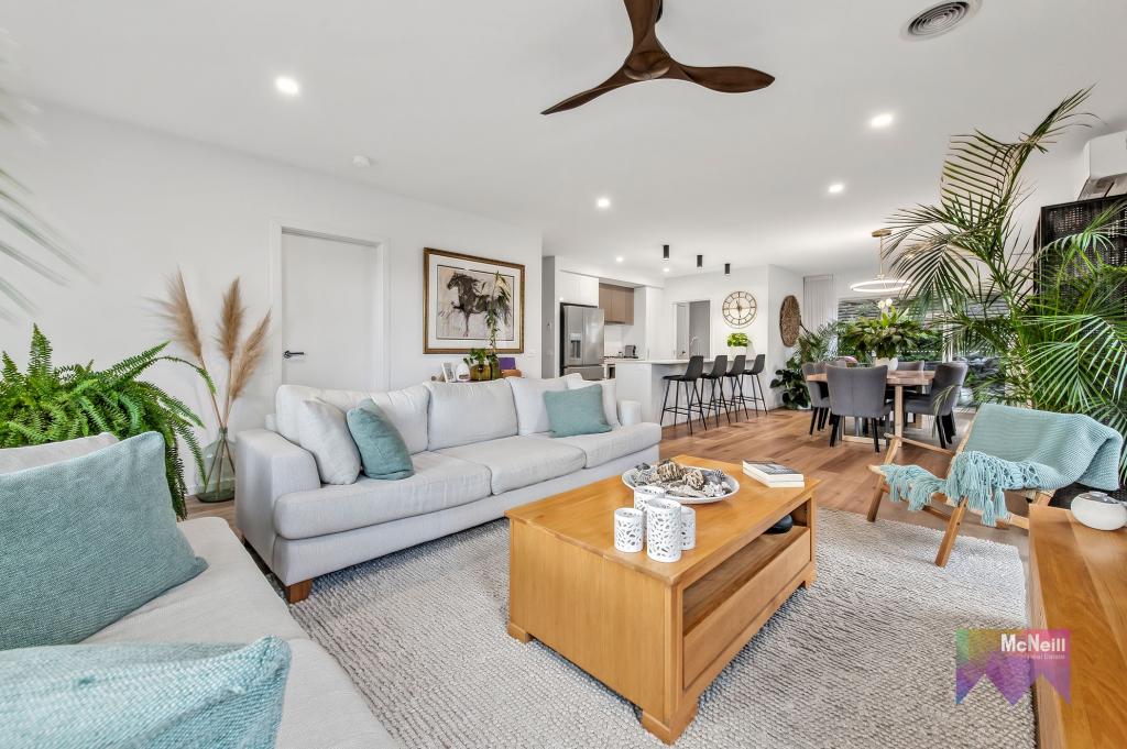 1 SANTA ROSA CCT, ROSEBUD, VIC 3939