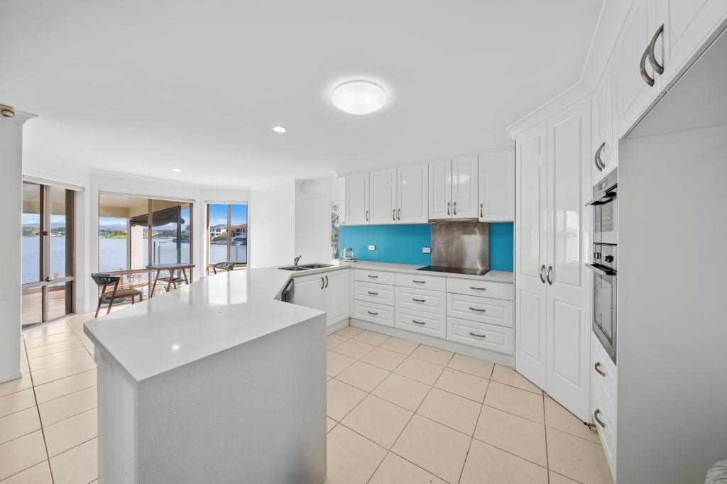 122 Port Jackson Bvd, Clear Island Waters, QLD 4226