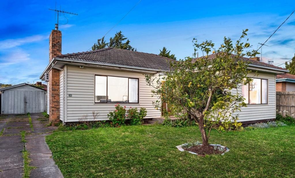 30 DUNKELD AVE, SUNSHINE NORTH, VIC 3020