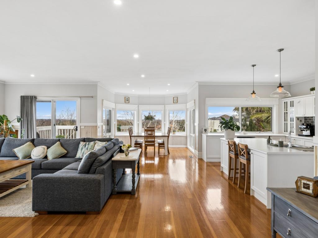 1 Telford Dr, Berwick, VIC 3806