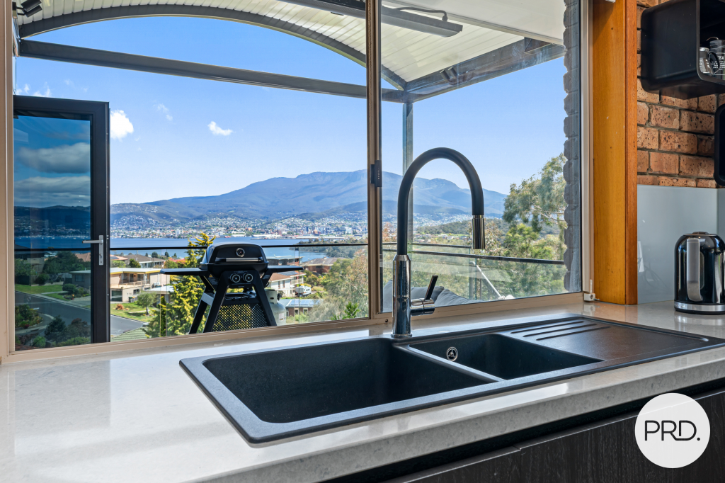9 Mercedes Pl, Bellerive, TAS 7018