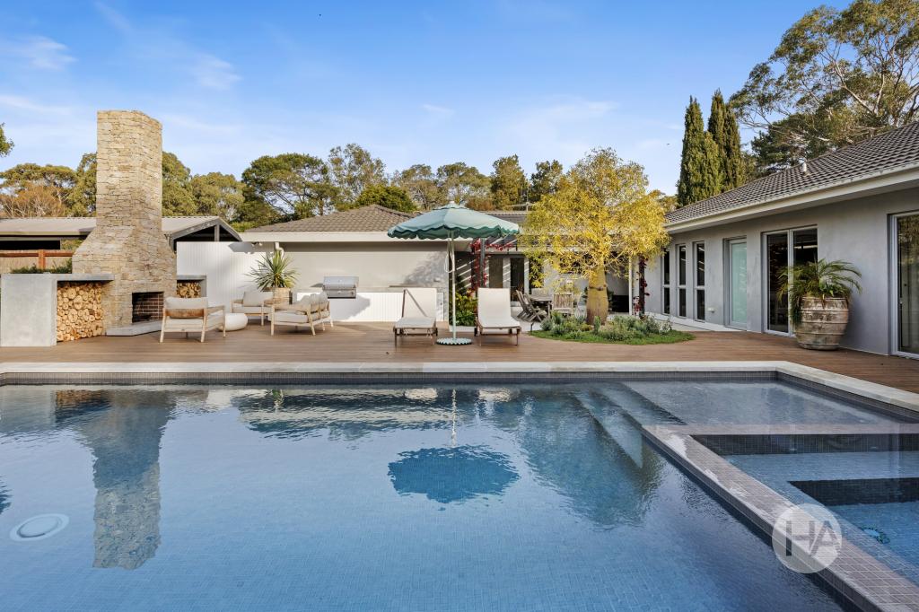 1216 Stumpy Gully Rd, Moorooduc, VIC 3933