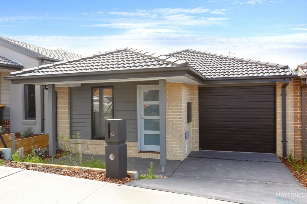 6 Woodoak St, South Morang, VIC 3752